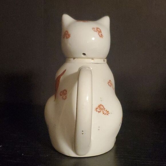 Cat Fish Chinese Teapot Handpainted - Picture 4 of 7